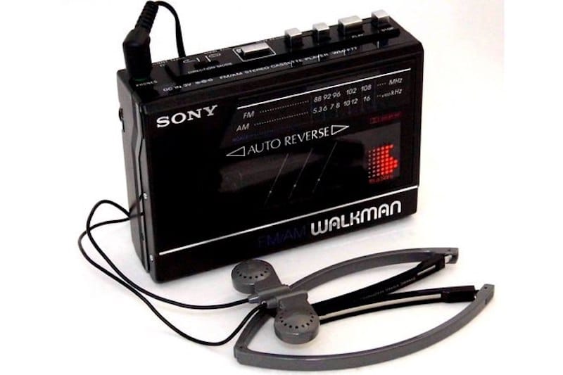 Walkman de Sony |  Los 8 mejores gadgets de los 80 que definieron una década |  bayas de cerebro